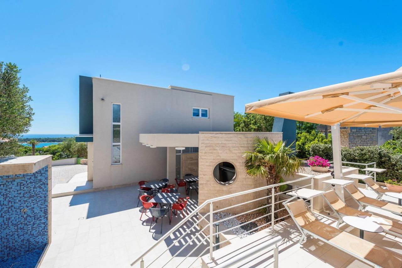 Pool Terrace Sea View Sarkic Novalja Exterior foto