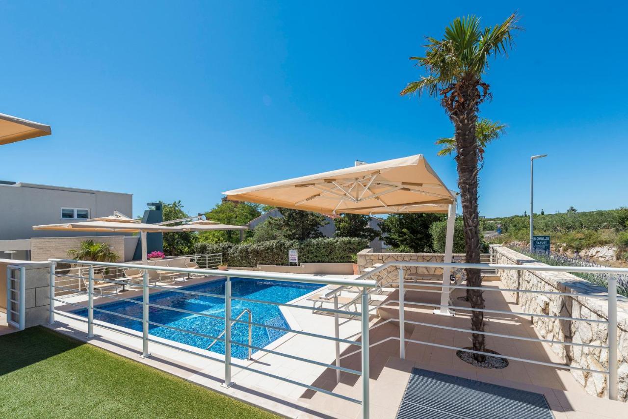 Pool Terrace Sea View Sarkic Novalja Exterior foto