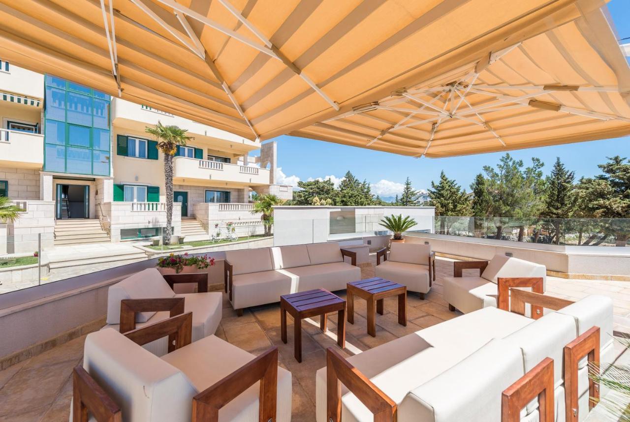 Pool Terrace Sea View Sarkic Novalja Exterior foto
